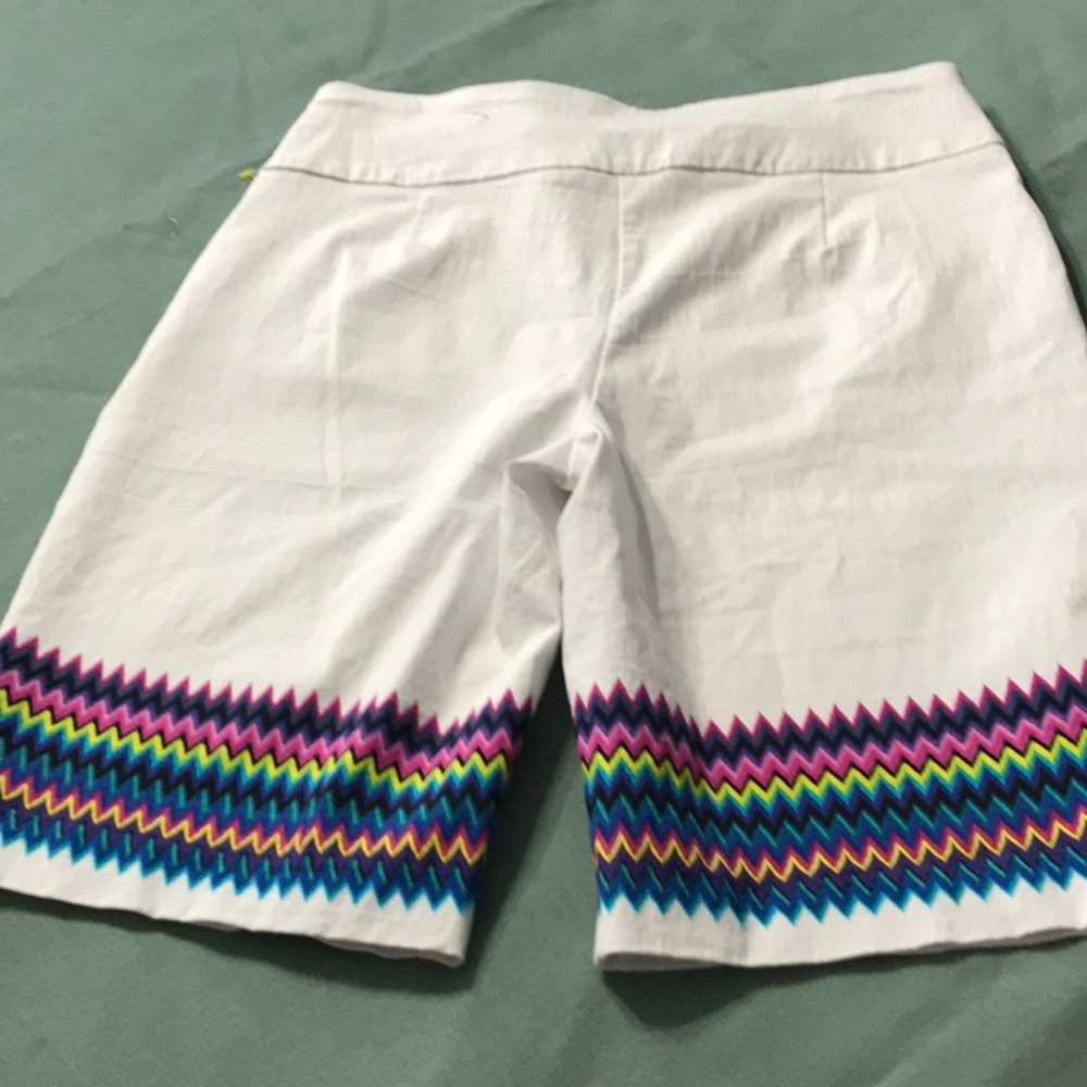 Attyre~~Cute Bermudas. 💜💛 - Picture 6 of 7